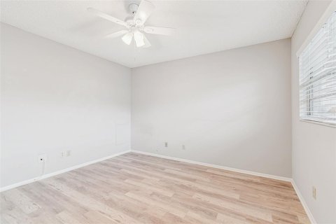 Condo in Clearwater, Florida, 2 bedrooms  № 1906249 - photo 27