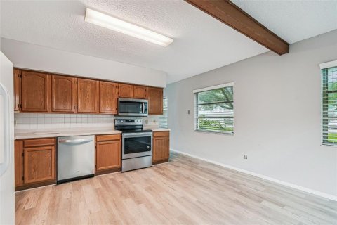 Condo in Clearwater, Florida, 2 bedrooms  № 1906249 - photo 12