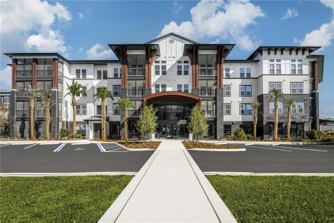 Apartment in Land O' Lakes, Florida 2 bedrooms, 118.64 sq.m. № 1900219 - photo 2
