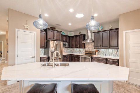 Casa en venta en New Smyrna Beach, Florida, 4 dormitorios, 196.86 m2 № 2330394 - foto 4