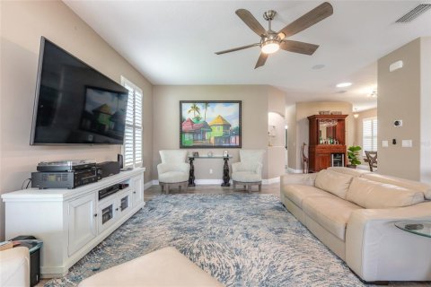 Casa en venta en New Smyrna Beach, Florida, 4 dormitorios, 196.86 m2 № 2330394 - foto 8