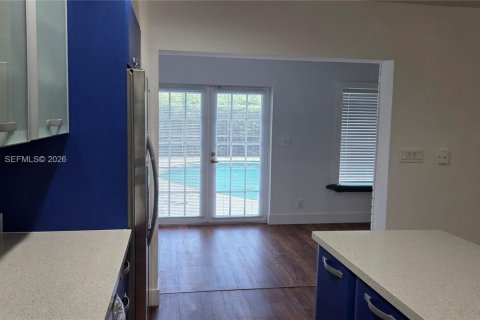 Villa ou maison à louer à Hollywood, Floride: 4 chambres, 228.91 m2 № 2010921 - photo 10