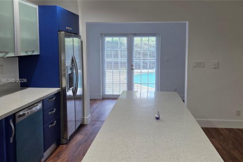 Villa ou maison à louer à Hollywood, Floride: 4 chambres, 228.91 m2 № 2010921 - photo 11