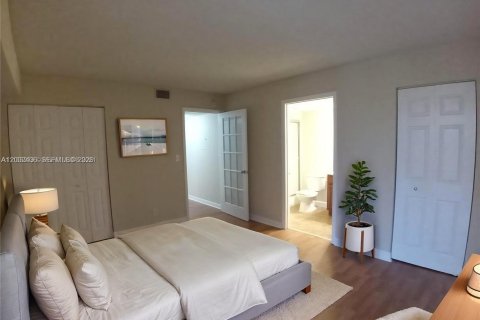 Condominio en venta en Tamarac, Florida, 2 dormitorios, 89 m2 № 2089667 - foto 9