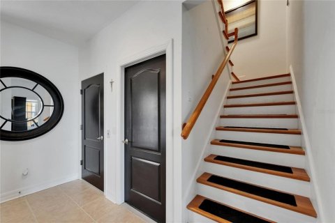 Townhouse in Apollo Beach, Florida 3 bedrooms, 256.69 sq.m. № 1811060 - photo 23