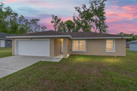House in Belleview, Florida 3 bedrooms, 103.96 sq.m. № 2277794