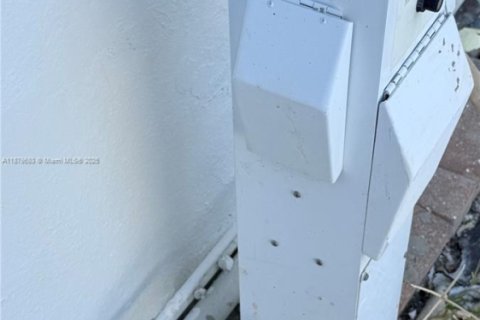 Купить виллу или дом в Майами, Флорида 3 спальни, 157.93м2, № 1932174 - фото 19