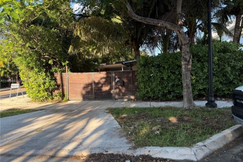 Купить виллу или дом в Майами, Флорида 3 спальни, 157.93м2, № 1932174 - фото 26