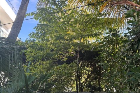 Купить виллу или дом в Майами, Флорида 3 спальни, 157.93м2, № 1932174 - фото 25