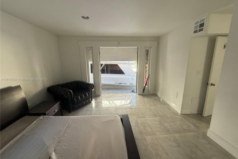 Купить виллу или дом в Майами, Флорида 3 спальни, 157.93м2, № 1932174 - фото 14