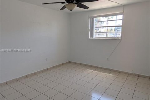 Купить кондоминиум в Хайалиа, Флорида 1 спальня, 55.37м2, № 2090327 - фото 7
