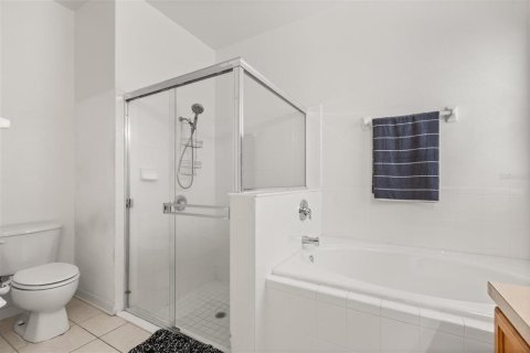 House in Orlando, Florida 4 bedrooms, 173.26 sq.m. № 2201667 - photo 26