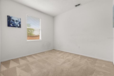 House in Orlando, Florida 4 bedrooms, 173.26 sq.m. № 2201667 - photo 30
