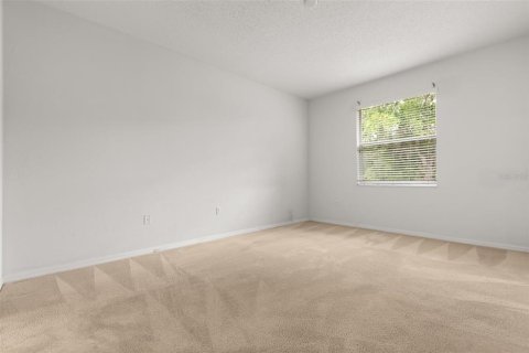 House in Orlando, Florida 4 bedrooms, 173.26 sq.m. № 2201667 - photo 22