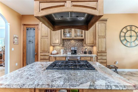 Casa en venta en New Port Richey, Florida, 4 dormitorios, 352.19 m2 № 1785208 - foto 20