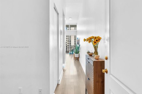 Condominio en alquiler en Miami, Florida, 1 dormitorio, 62.99 m2 № 1967365 - foto 8