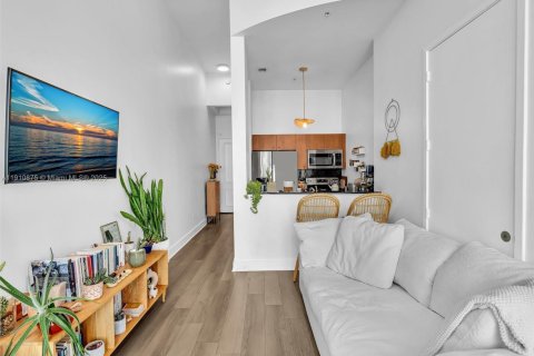 Condominio en alquiler en Miami, Florida, 1 dormitorio, 62.99 m2 № 1967365 - foto 29