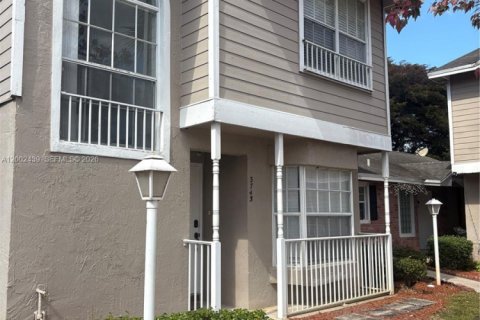 Touwnhouse à Sunrise, Floride 3 chambres, 134.15 m2 № 2069220