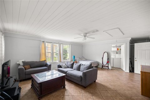House in Ocala, Florida 3 bedrooms, 171.68 sq.m. № 1616313 - photo 21