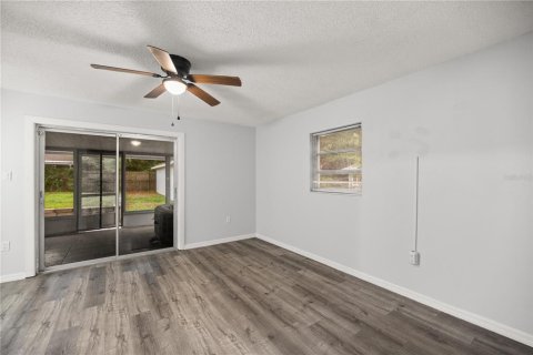 House in Ocala, Florida 3 bedrooms, 171.68 sq.m. № 1616313 - photo 11
