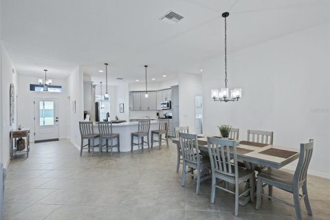 Casa en alquiler en The Villages, Florida, 3 dormitorios, 191.38 m2 № 1835207 - foto 10