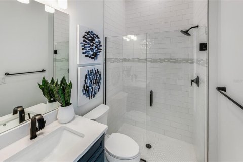 House in BEACHWALK BY MANASOTA KEY in Englewood, Florida 3 bedrooms, 233.46 sq.m. № 2393637 - photo 21