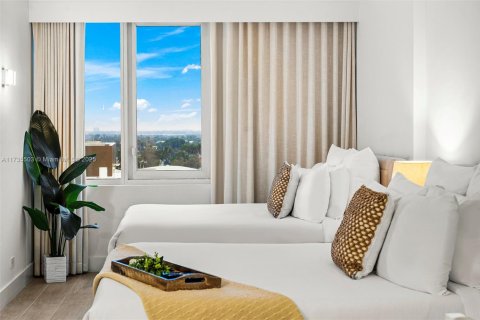 Condo in Miami Beach, Florida, 2 bedrooms  № 2022949 - photo 24