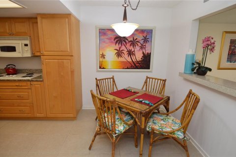 Condominio en alquiler en Indian Rocks Beach, Florida, 2 dormitorios, 125.42 m2 № 252194 - foto 24