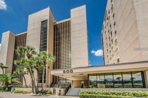 Condominio en alquiler en Indian Rocks Beach, Florida, 2 dormitorios, 125.42 m2 № 252194 - foto 6