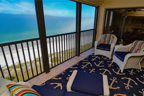 Condominio en alquiler en Indian Rocks Beach, Florida, 2 dormitorios, 125.42 m2 № 252194 - foto 10