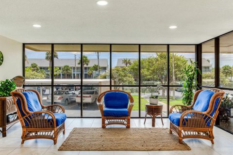 Condominio en alquiler en Indian Rocks Beach, Florida, 2 dormitorios, 125.42 m2 № 252194 - foto 8