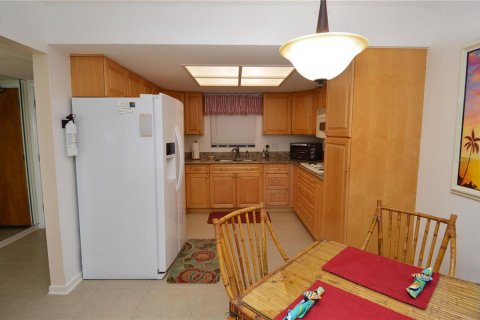 Condominio en alquiler en Indian Rocks Beach, Florida, 2 dormitorios, 125.42 m2 № 252194 - foto 22