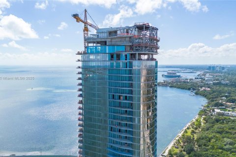 Copropriété à vendre à Miami, Floride: 5 chambres, 439.89 m2 № 1985248 - photo 3