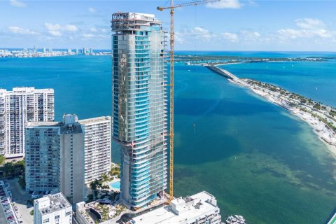 Copropriété à vendre à Miami, Floride: 5 chambres, 439.89 m2 № 1985248 - photo 25