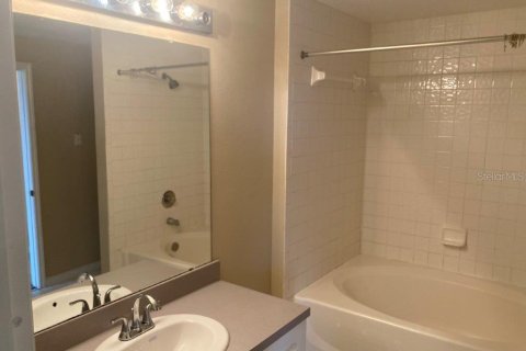Condominio en alquiler en Orlando, Florida, 2 dormitorios, 94.57 m2 № 1773915 - foto 9