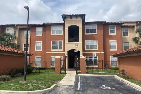 Condominio en alquiler en Orlando, Florida, 2 dormitorios, 94.57 m2 № 1773915 - foto 1