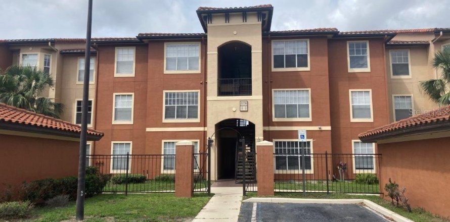 Condominio en Orlando, Florida, 2 dormitorios  № 1773915
