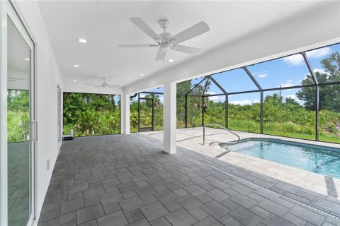 House in Rotonda, Florida 3 bedrooms, 162.76 sq.m. № 820161 - photo 23