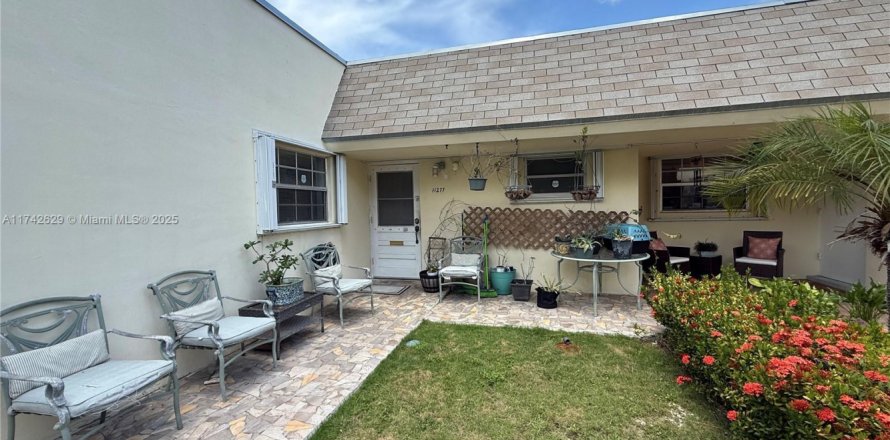 Casa en Miami, Florida 1 dormitorio, 85.84 m2 № 1938475