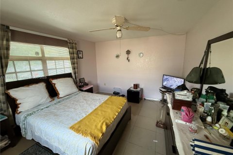 Casa en venta en Miami, Florida, 1 dormitorio, 85.84 m2 № 1938475 - foto 18