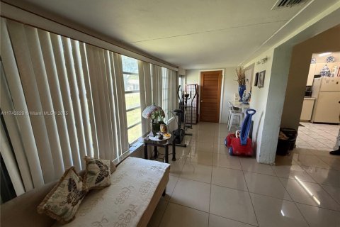 Casa en venta en Miami, Florida, 1 dormitorio, 85.84 m2 № 1938475 - foto 26