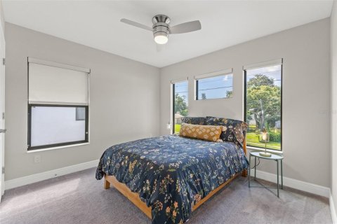 Casa en venta en Tampa, Florida, 4 dormitorios, 211.72 m2 № 1904049 - foto 29