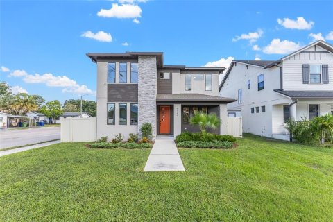 Casa en venta en Tampa, Florida, 4 dormitorios, 211.72 m2 № 1904049 - foto 2