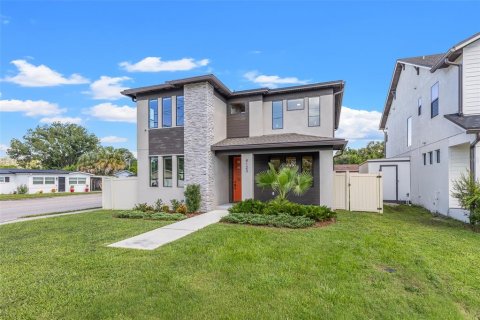 Casa en venta en Tampa, Florida, 4 dormitorios, 211.72 m2 № 1904049 - foto 3