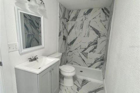 Casa en alquiler en New Port Richey, Florida, 4 dormitorios, 200.95 m2 № 1915817 - foto 10
