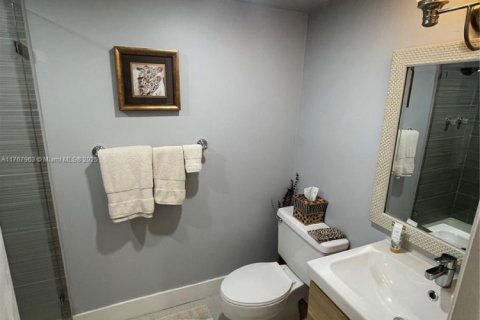 Купить кондоминиум в Халландейл-Бич, Флорида 2 спальни, 99.87м2, № 1958195 - фото 14