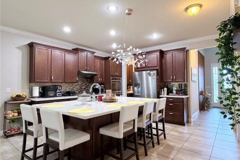 Casa en venta en Kissimmee, Florida, 4 dormitorios, 261.15 m2 № 2101892 - foto 10