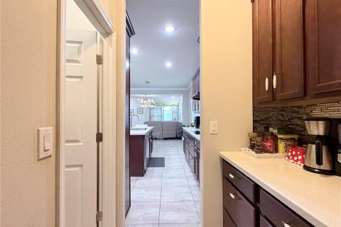Casa en venta en Kissimmee, Florida, 4 dormitorios, 261.15 m2 № 2101892 - foto 14