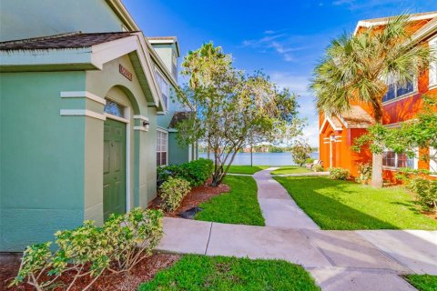 Townhouse in Tampa, Florida 3 bedrooms, 146.6 sq.m. № 1344544 - photo 21