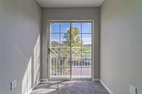 Townhouse in Tampa, Florida 3 bedrooms, 146.6 sq.m. № 1344544 - photo 20